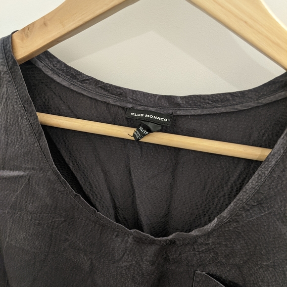 CLUB MONACO 100% silk dark grey tee with pocket, sz XS - Picture 3 of 4
